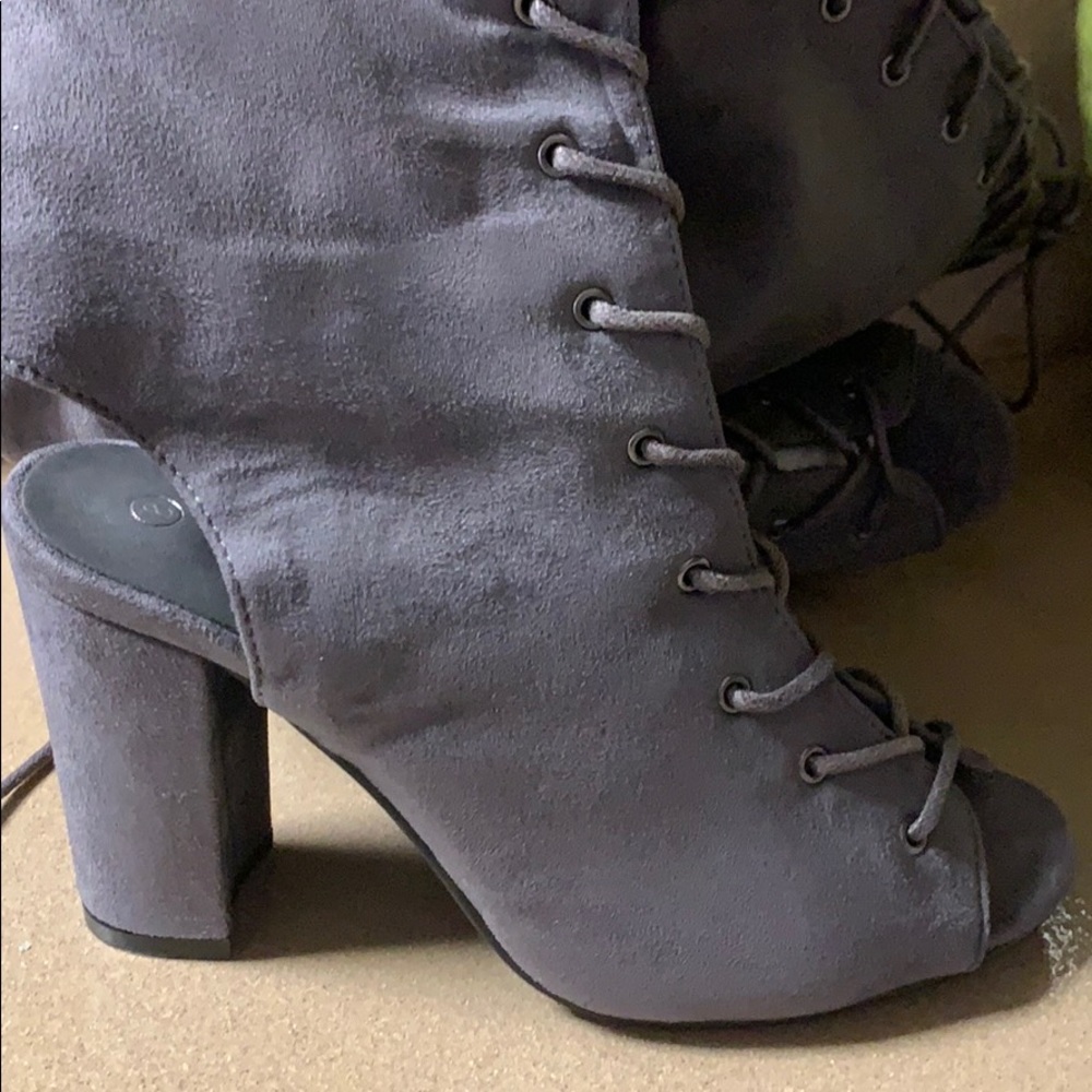 GRAY FAUX SUEDE LACE UP OVER THE KNEE BOOTS - Picture 6 of 9